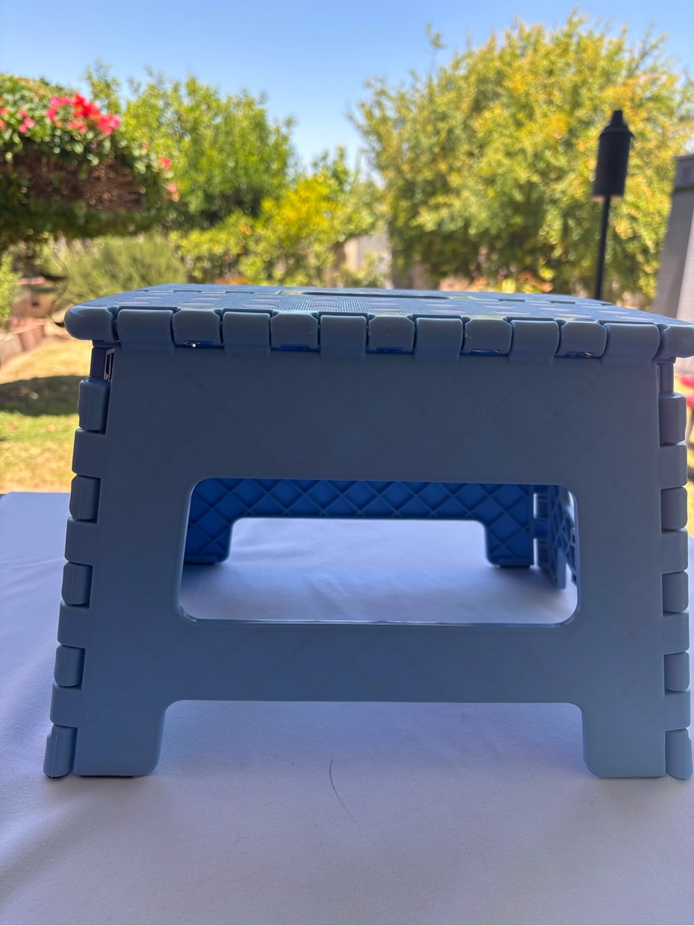 Folding Plastic Step Stool - Light Blue or white 
300 lbs max